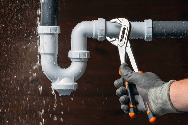 Professional Leak Detection technician working in Woodsfield, OH